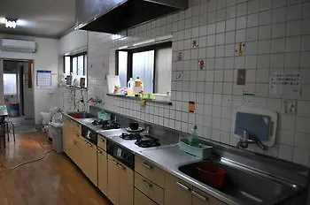 Ofu Jyoshi Kaikan 1St Building - Caters To Women Tokio